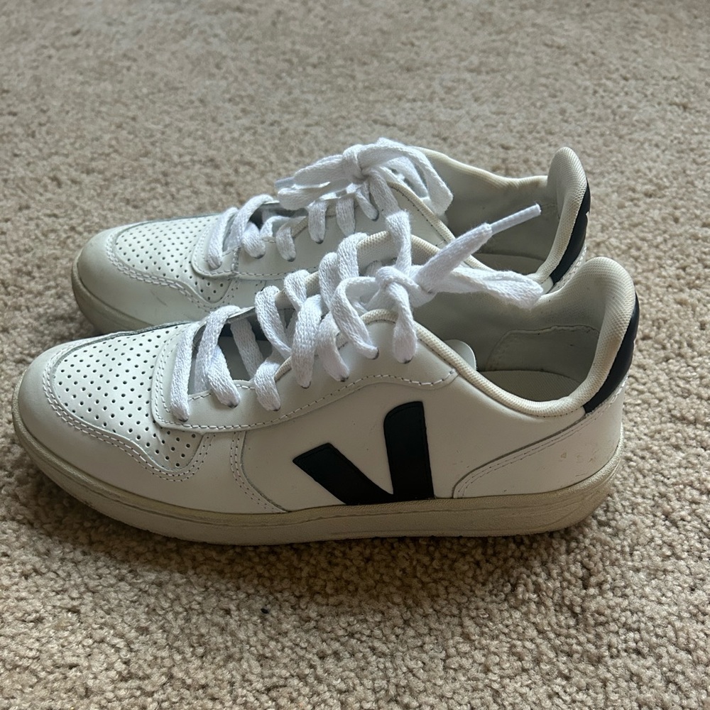 Veja Sneakers